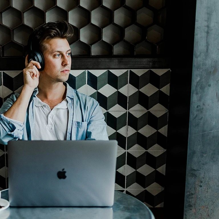 Exploring the Role of Talent Acquisition News Outlets in Shaping Candidate Experience