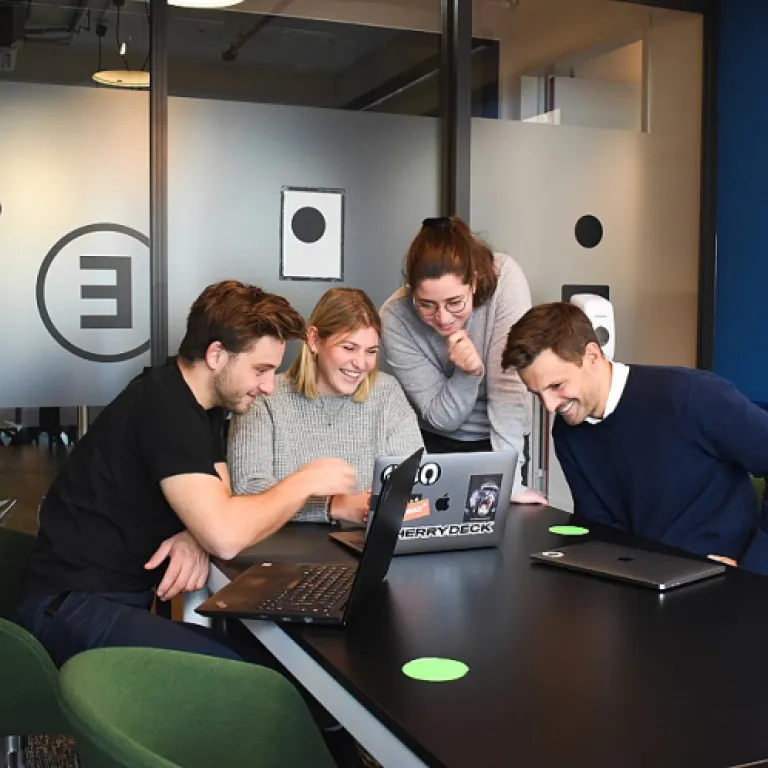 Seamlessly Integrating into a New Team: Tips for Quick Adaptation